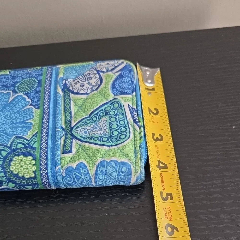 Vera Bradley Blue and Green Patterned Accessory - Picture 6 of 6